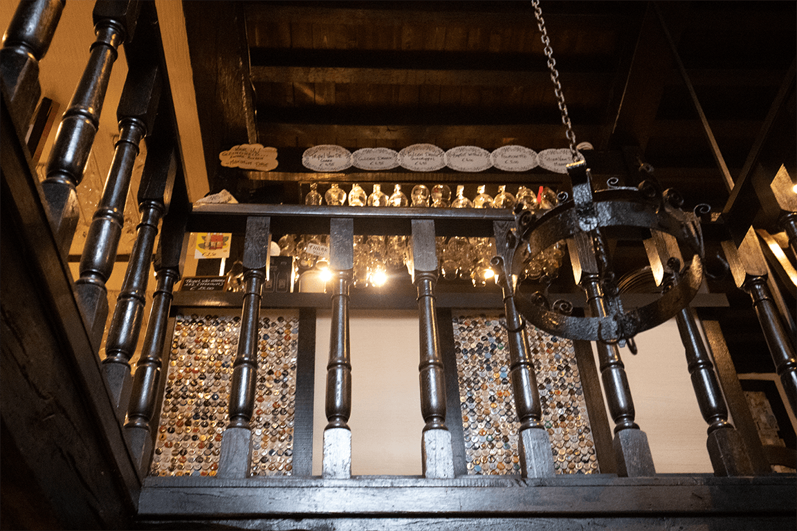 bar leuning